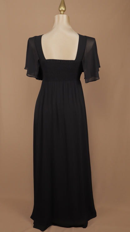 Vestido plus size con aplicación en cintura