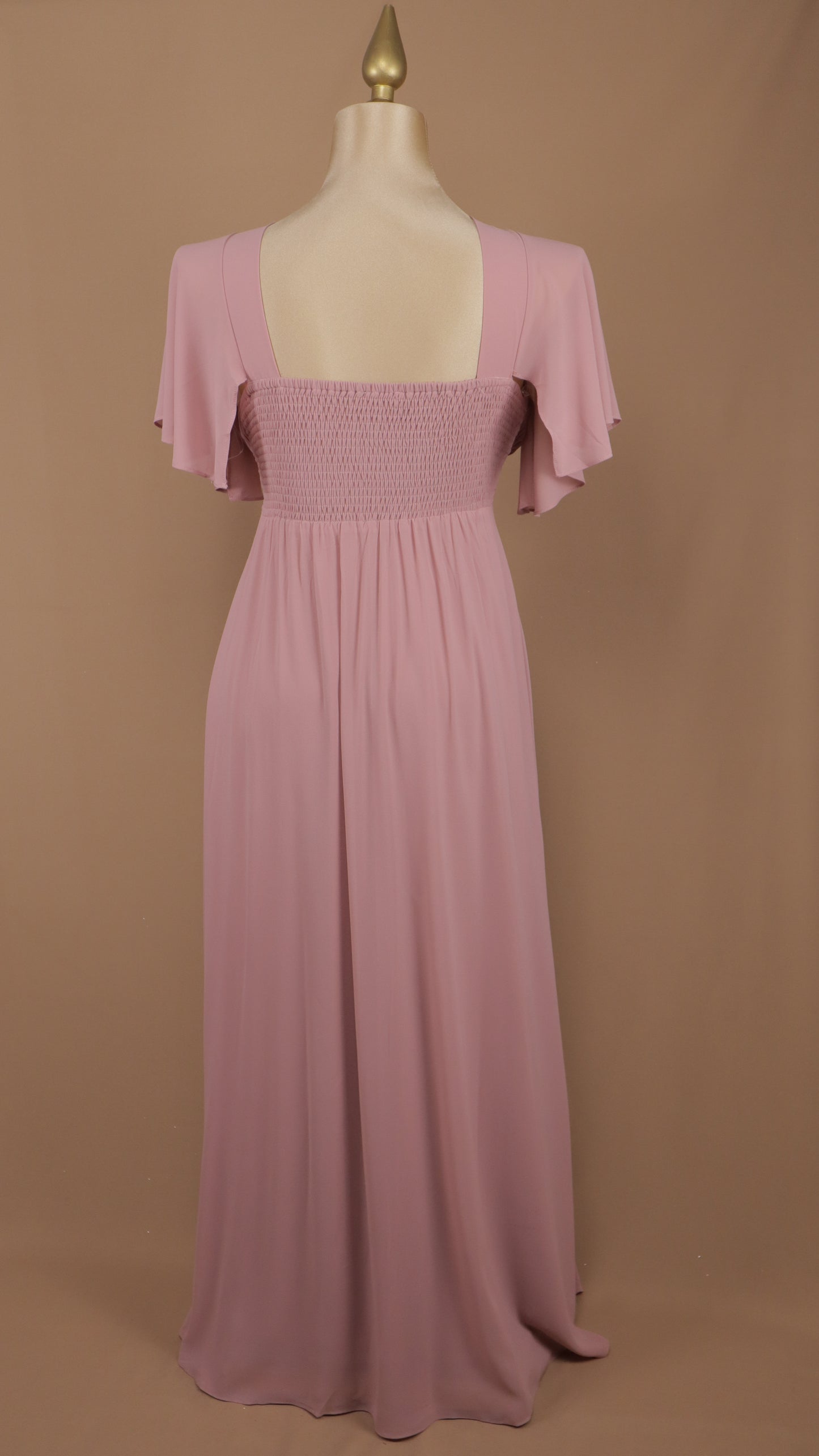 Vestido plus size con aplicación en cintura