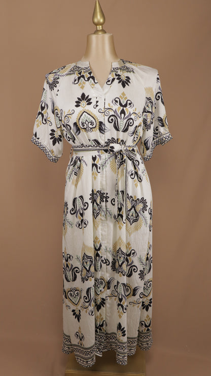 Vestido plus size con manga y estampado