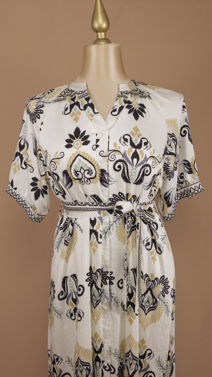 Vestido plus size con manga y estampado