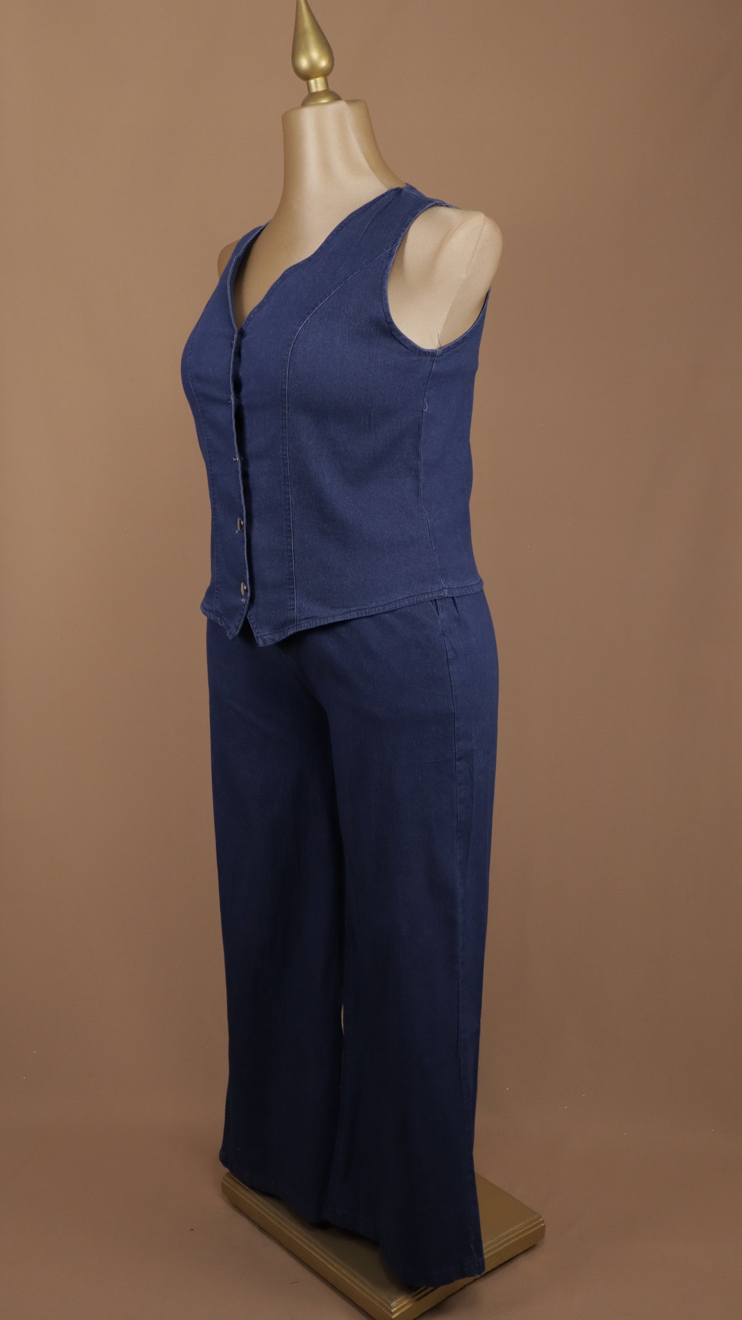 Conjunto plus de pantalón y chaleco