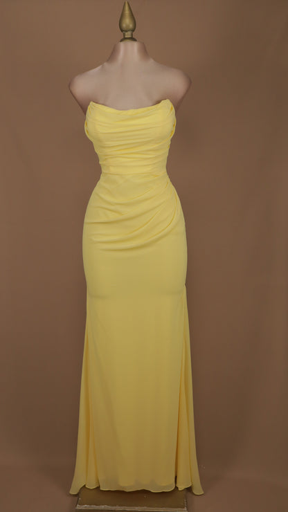 Vestido largo corte sirena estraple con corset