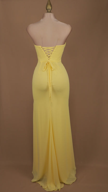 Vestido largo corte sirena estraple con corset