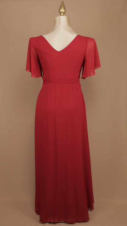 Vestido largo plus size con bordado