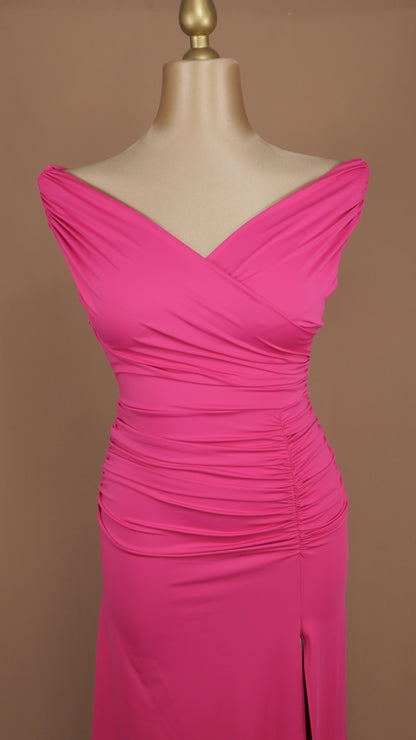 Vestido largo plus size pegadito al hombro