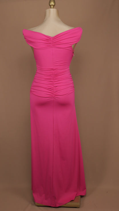 Vestido largo plus size pegadito al hombro