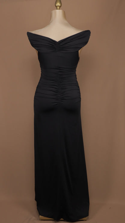 Vestido largo plus size pegadito al hombro