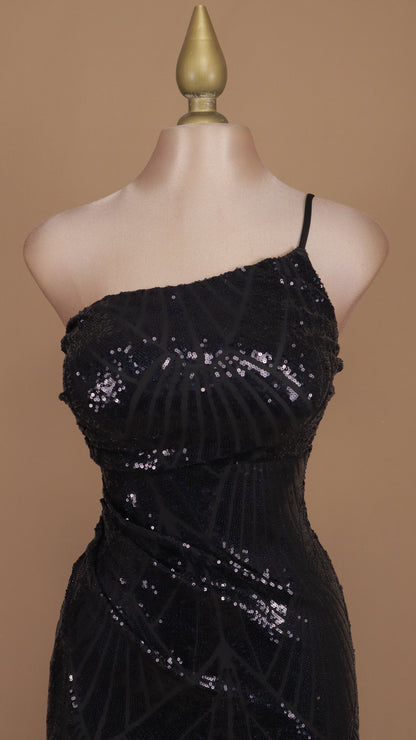 Vestido largo asimétrico con lentejuela