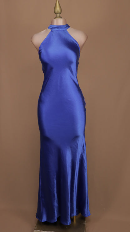 Vestido largo cuello halter satinado